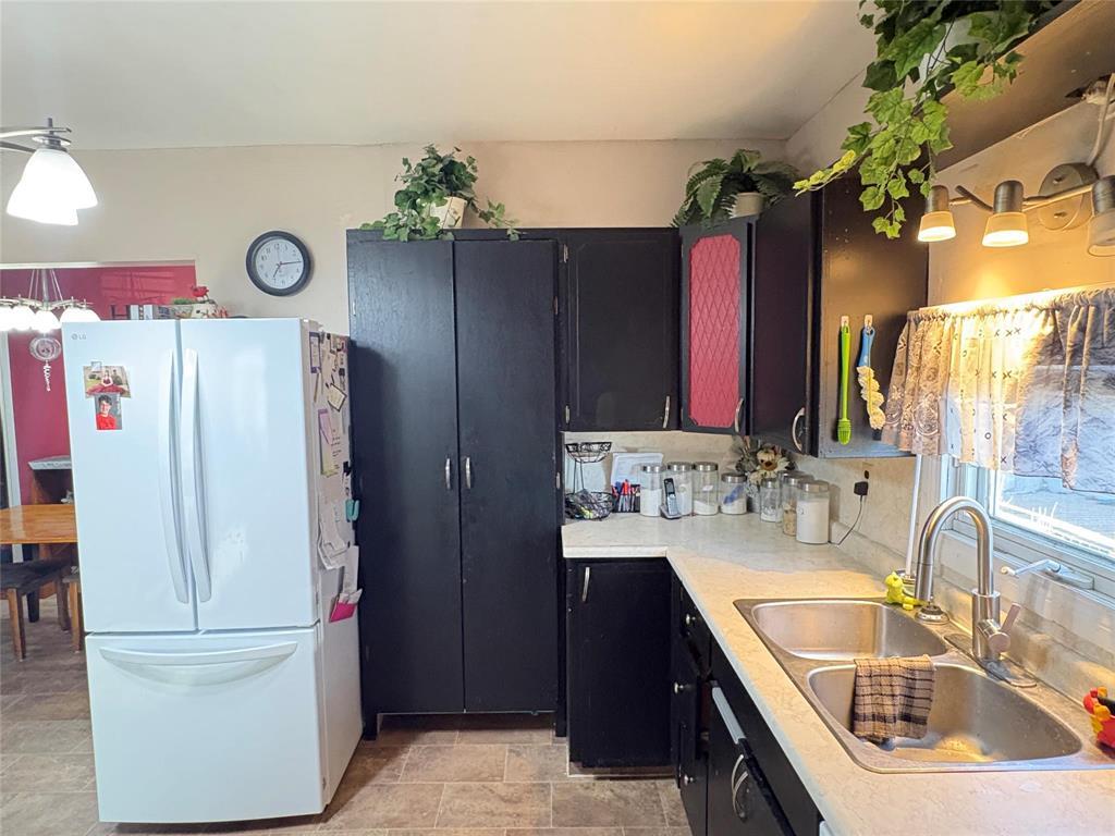29 1st Street SW, Hamiota, Manitoba  R0M 0T0 - Photo 12 - 202610238