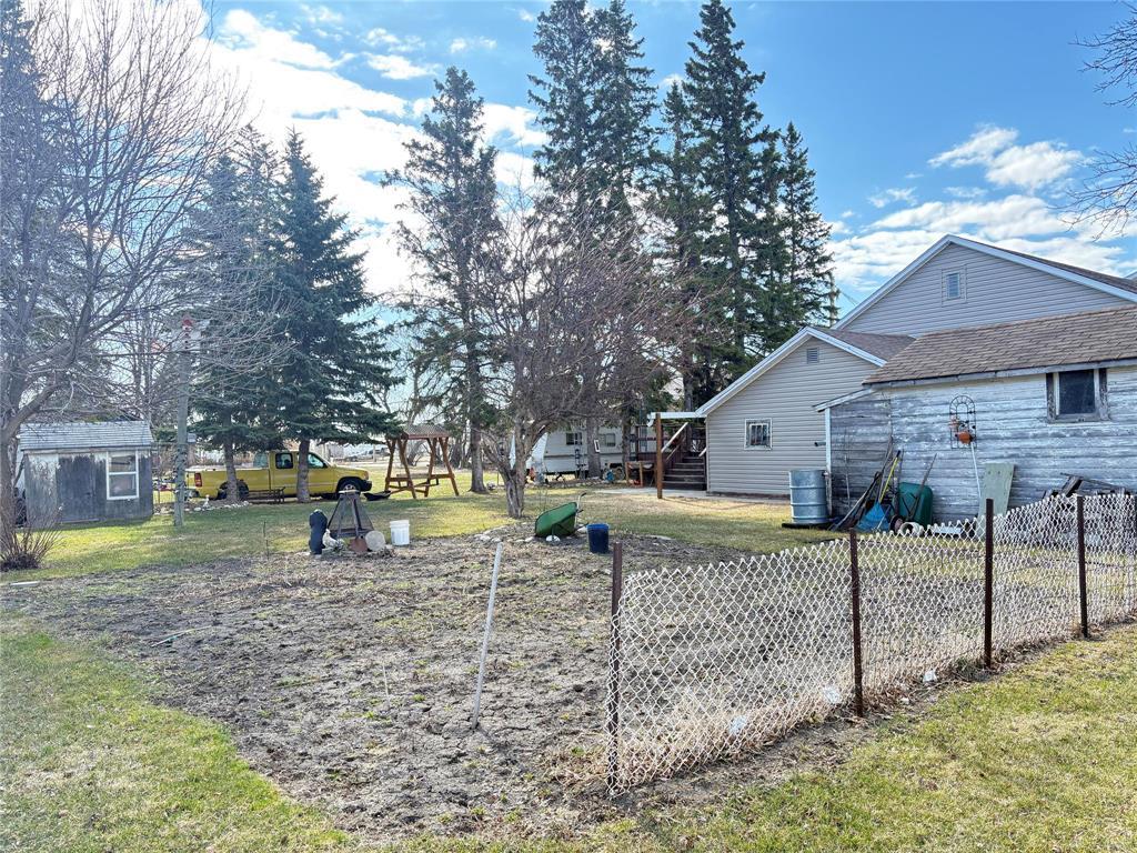 29 1st Street SW, Hamiota, Manitoba  R0M 0T0 - Photo 4 - 202610238