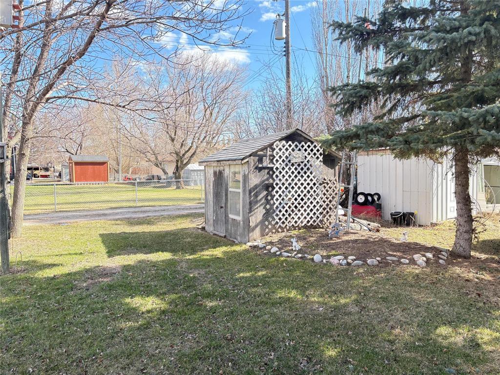 29 1st Street SW, Hamiota, Manitoba  R0M 0T0 - Photo 5 - 202610238