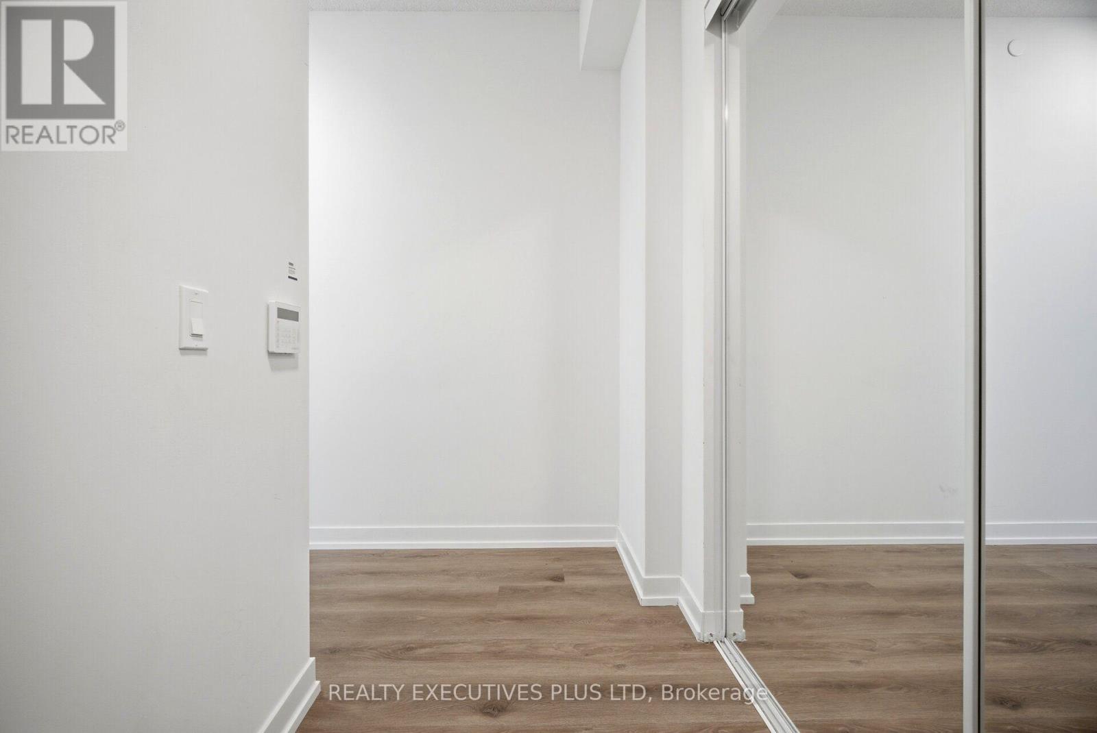 3202 - 225 Commerce Street, Vaughan (Vaughan Corporate Centre), Ontario  L4K 0R1 - Photo 7 - N13579932