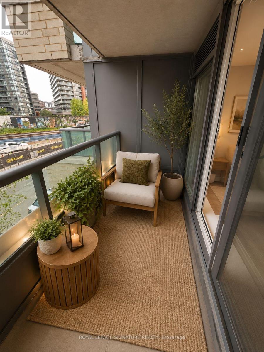 220w - 36 Lisgar Street, Toronto, Ontario M6J 3G2 - Photo 3 - C13580346