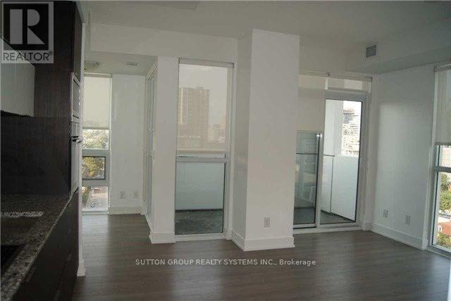 1103 - 318 Richmond Street W, Toronto, Ontario  M5V 0B4 - Photo 2 - C13580380