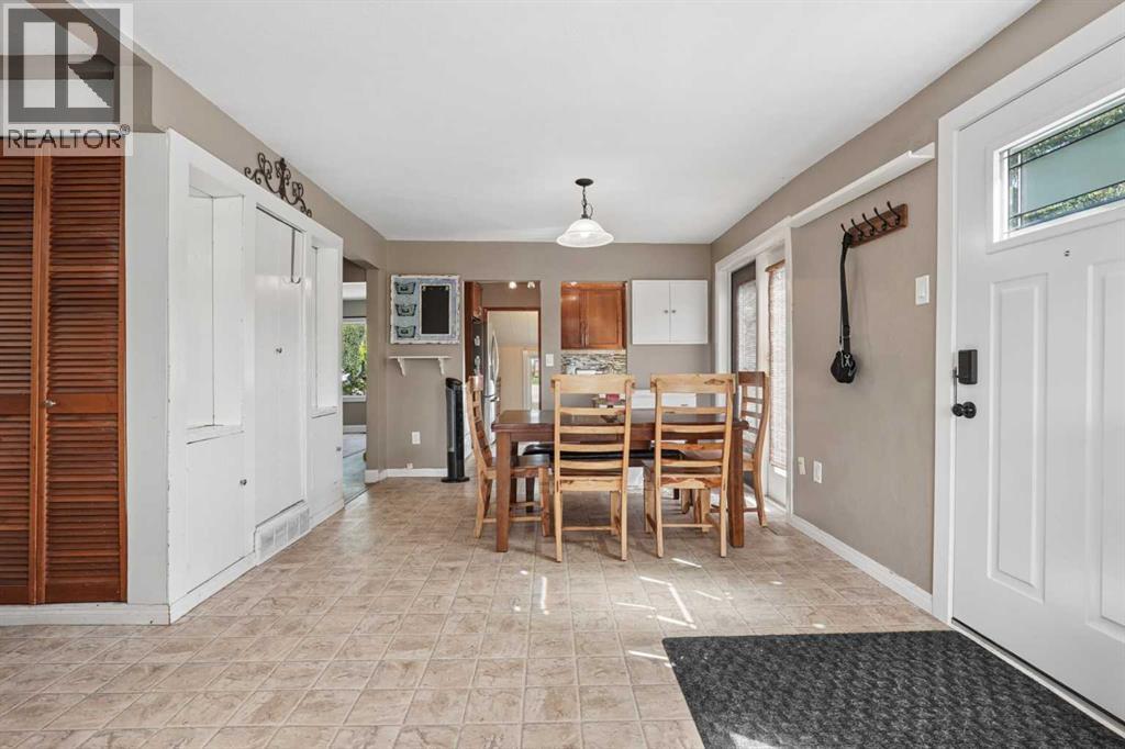 154 West 2 Avenue, Magrath, Alberta  T0K 1J0 - Photo 16 - A2328311
