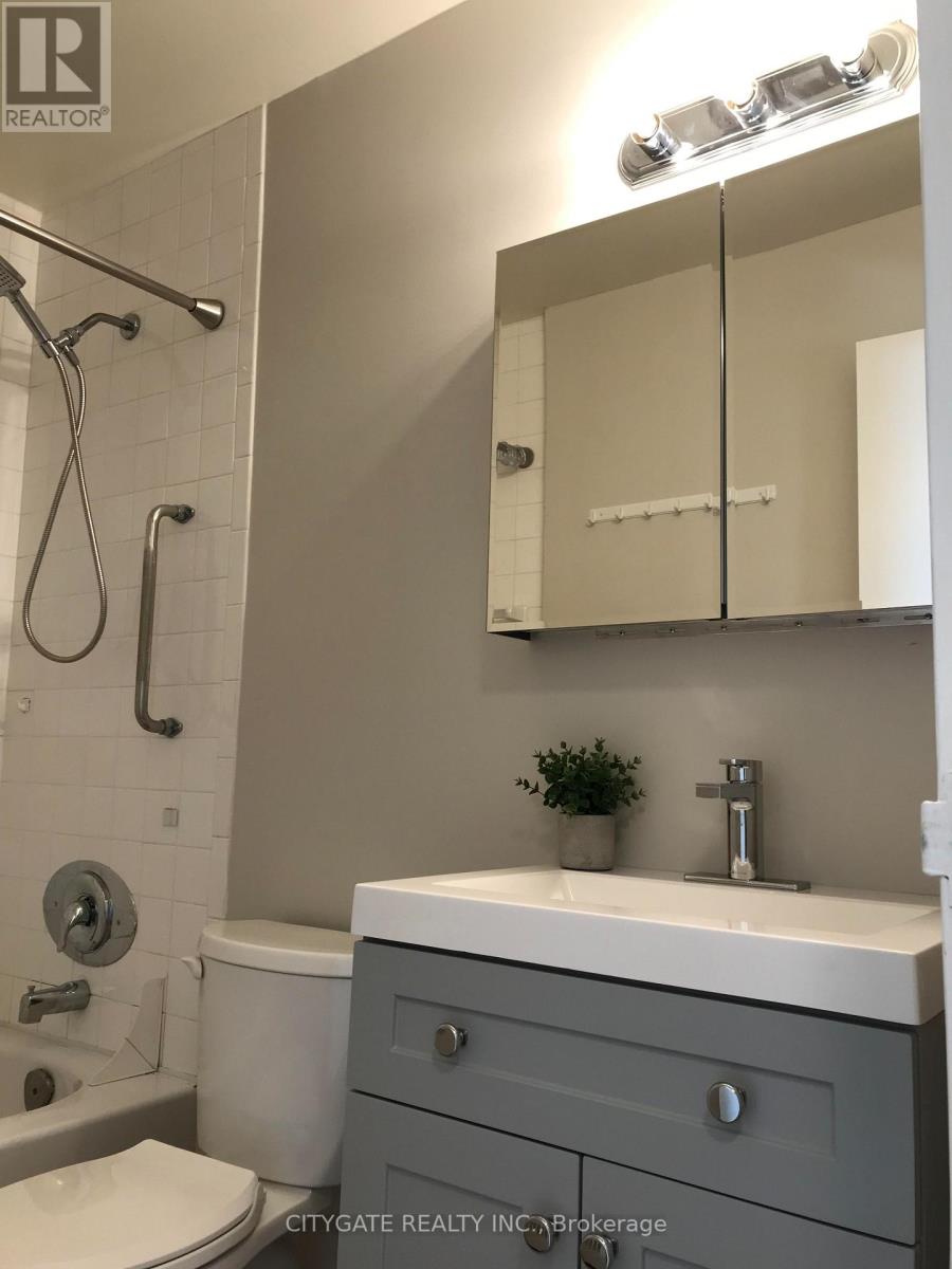 Ph 10 - 1100 Caven Street, Mississauga, Ontario  L5G 4N3 - Photo 13 - W13580292