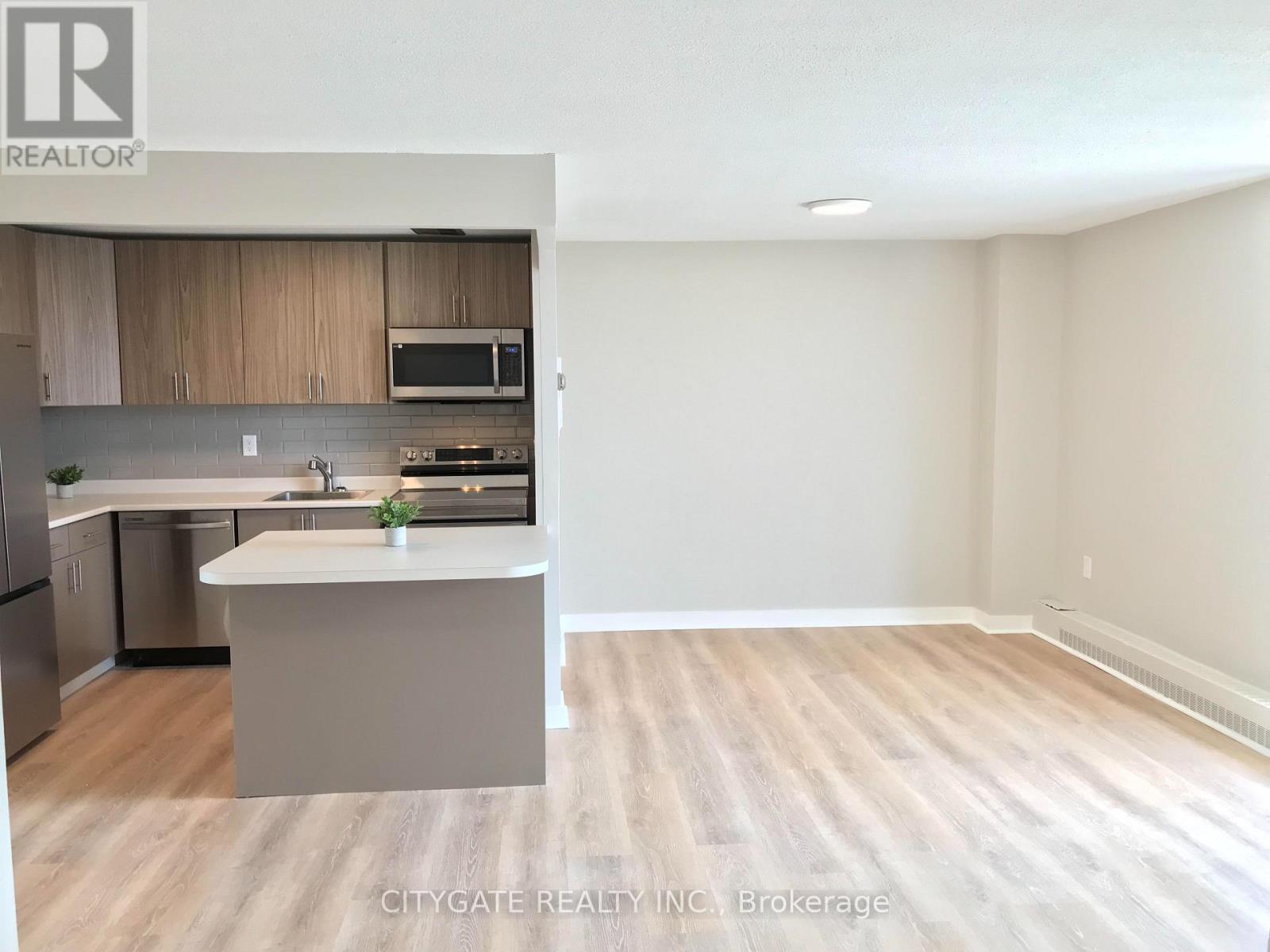 Ph 10 - 1100 Caven Street, Mississauga, Ontario  L5G 4N3 - Photo 4 - W13580292