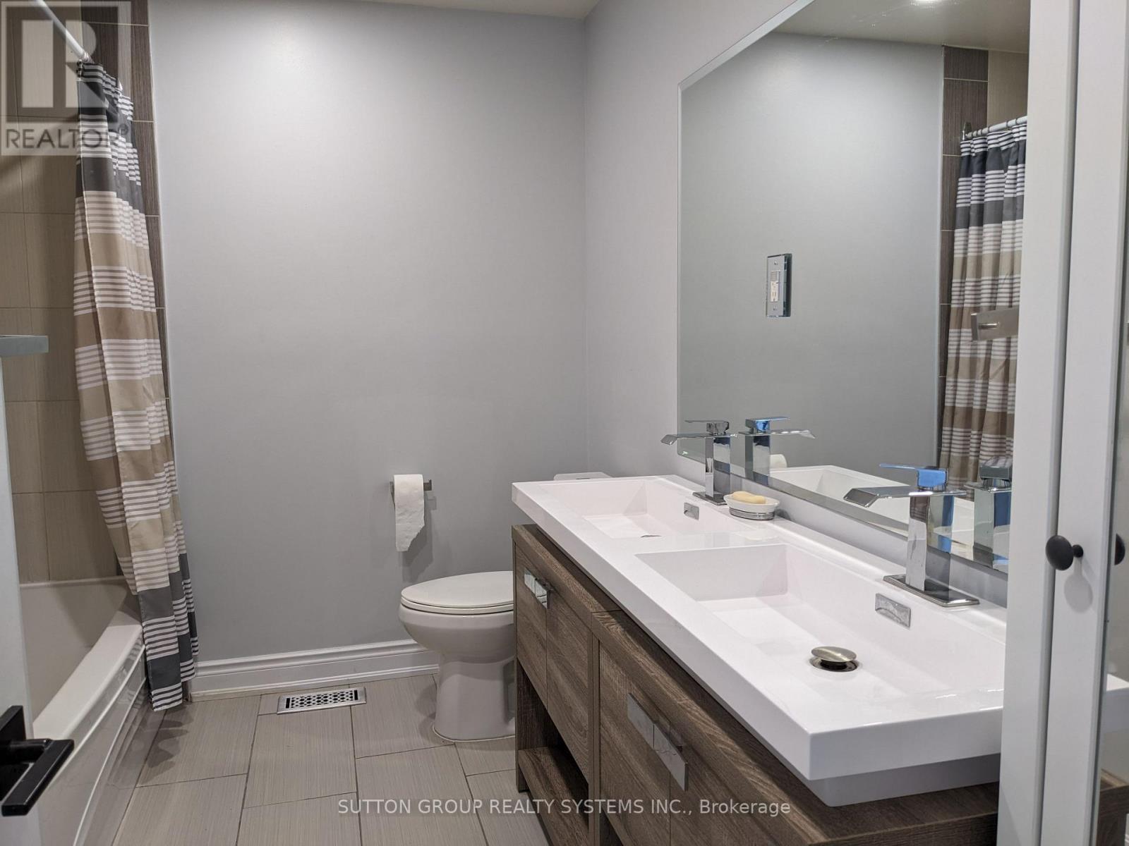 297 Balmoral Drive, Brampton, Ontario  L6T 1V5 - Photo 15 - W13580366