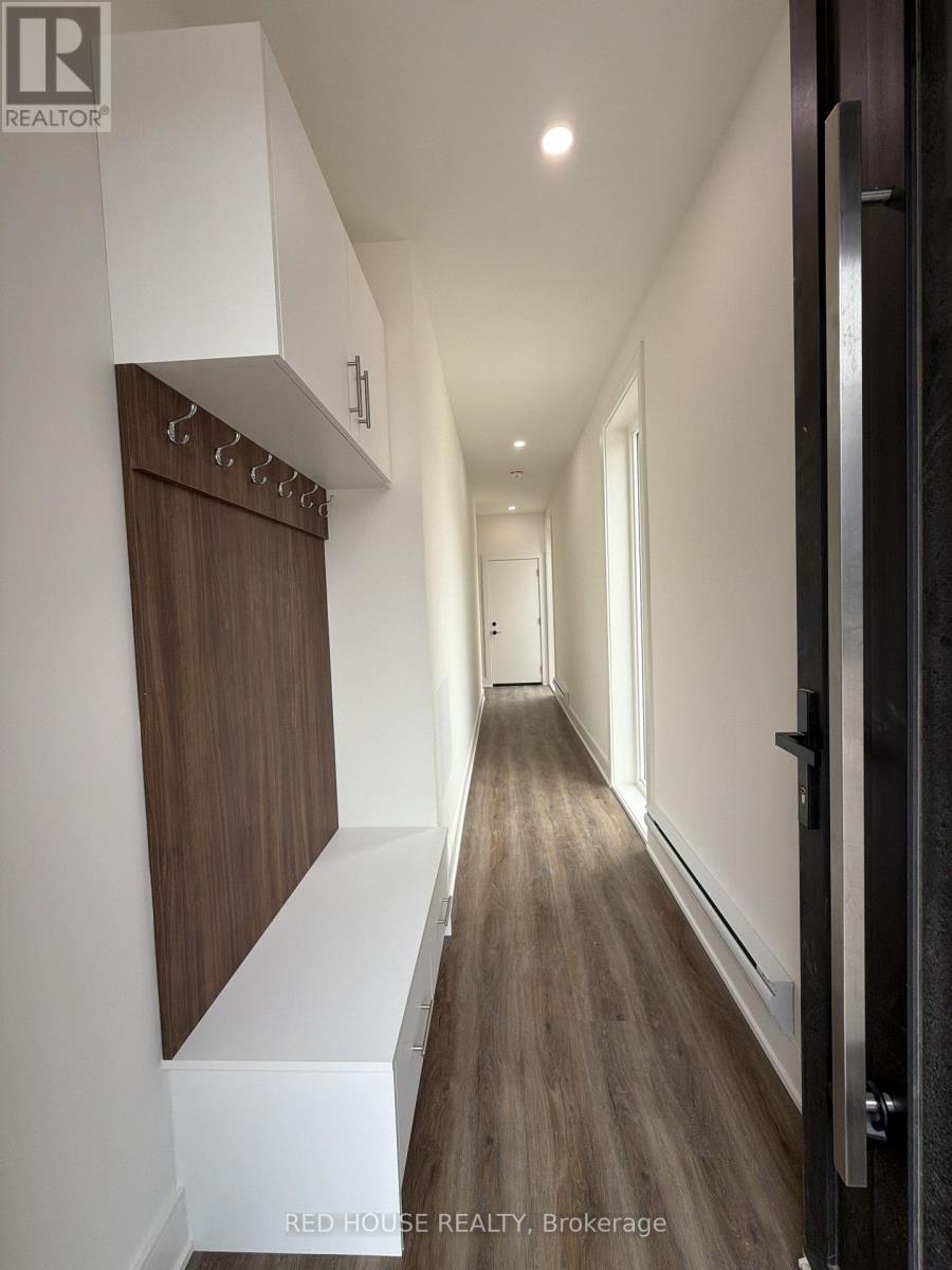 177 Everett Common, St. Catharines, Ontario  L2P 0G7 - Photo 2 - X13580288