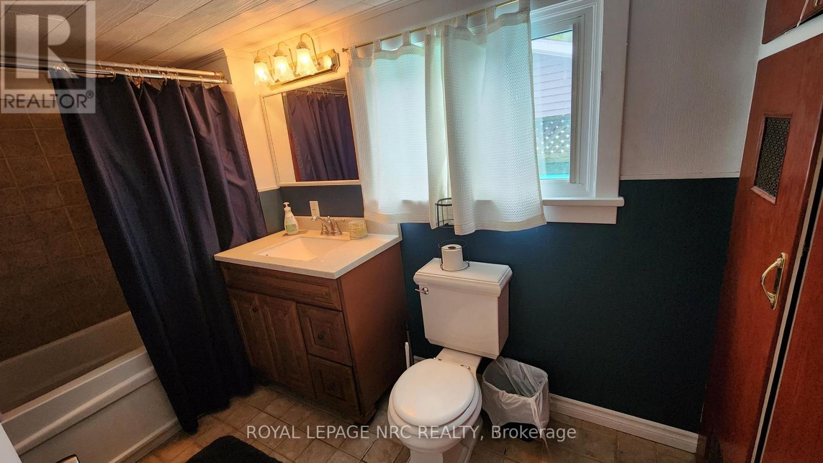 215 Devon Place, Fort Erie, Ontario  L0S 1B0 - Photo 8 - X13580300
