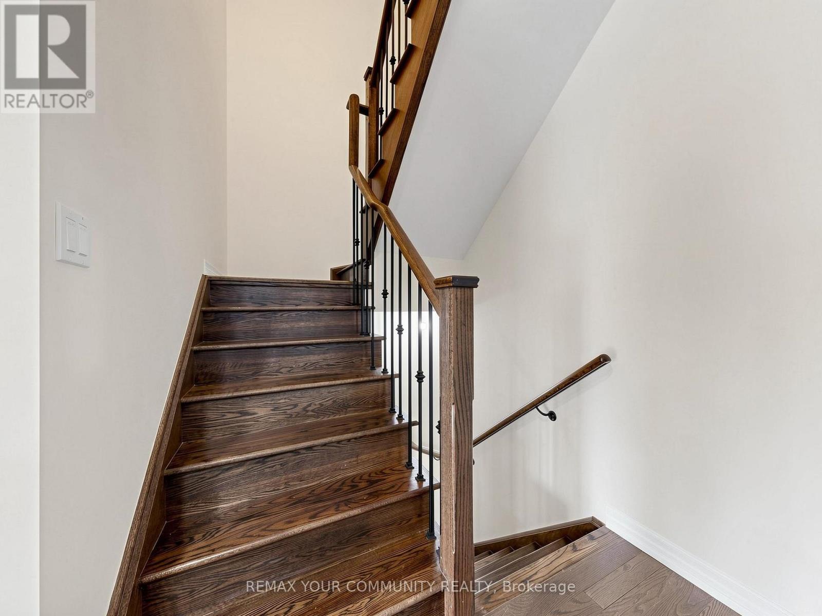 51 Vantage Loop, Newmarket, Ontario L3X 0K9 - Photo 22 - N13561020