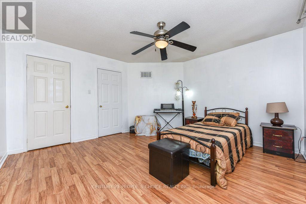 6 Sunny Glen Crescent, Brampton, Ontario L7A 1N5 - Photo 31 - W13576322