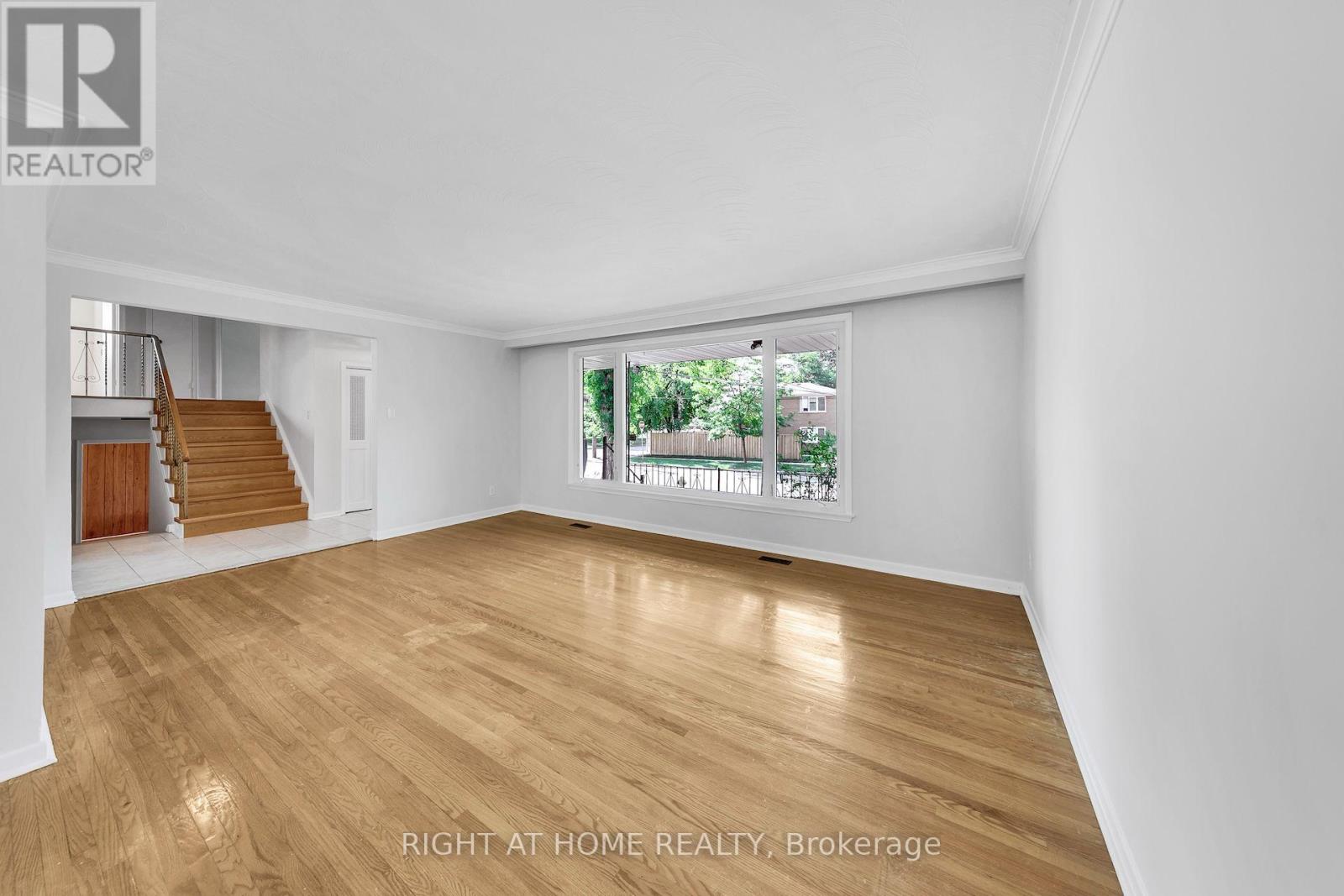 88 Peckham Avenue, Toronto, Ontario M2R 2V5 - Photo 4 - C13580442
