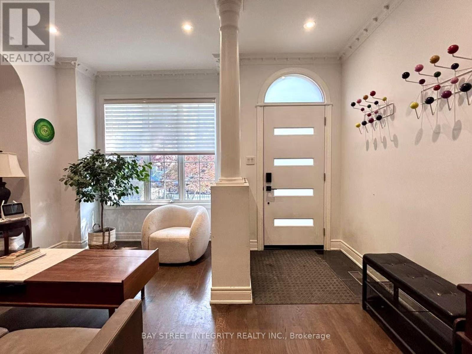 Upper 162 Claremont Street, Toronto, Ontario M6J 2M8 - Photo 5 - C13580446