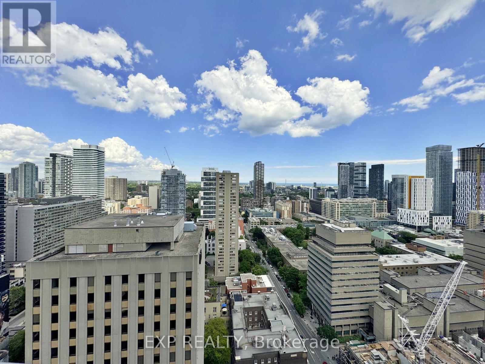 2705 - 386 YONGE STREET, Toronto, Ontario