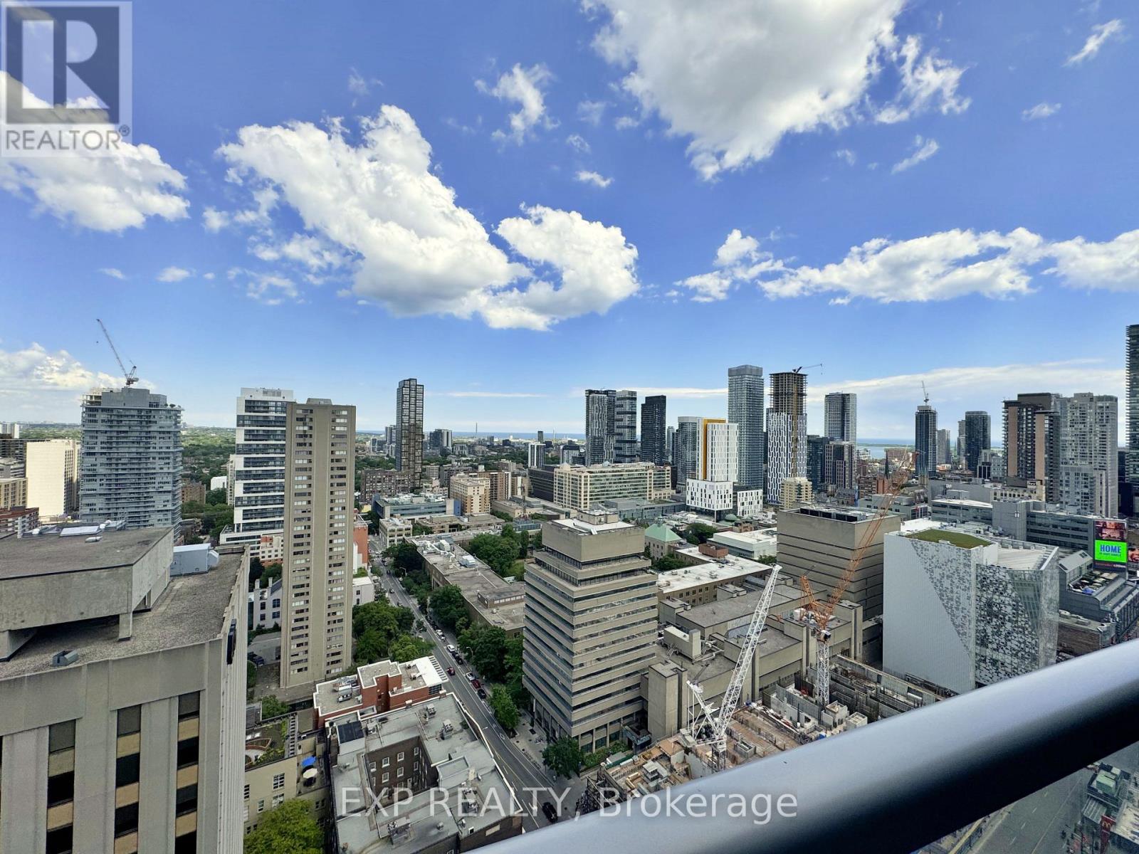 2705 - 386 Yonge Street, Toronto, Ontario  M5B 0A5 - Photo 14 - C13580462