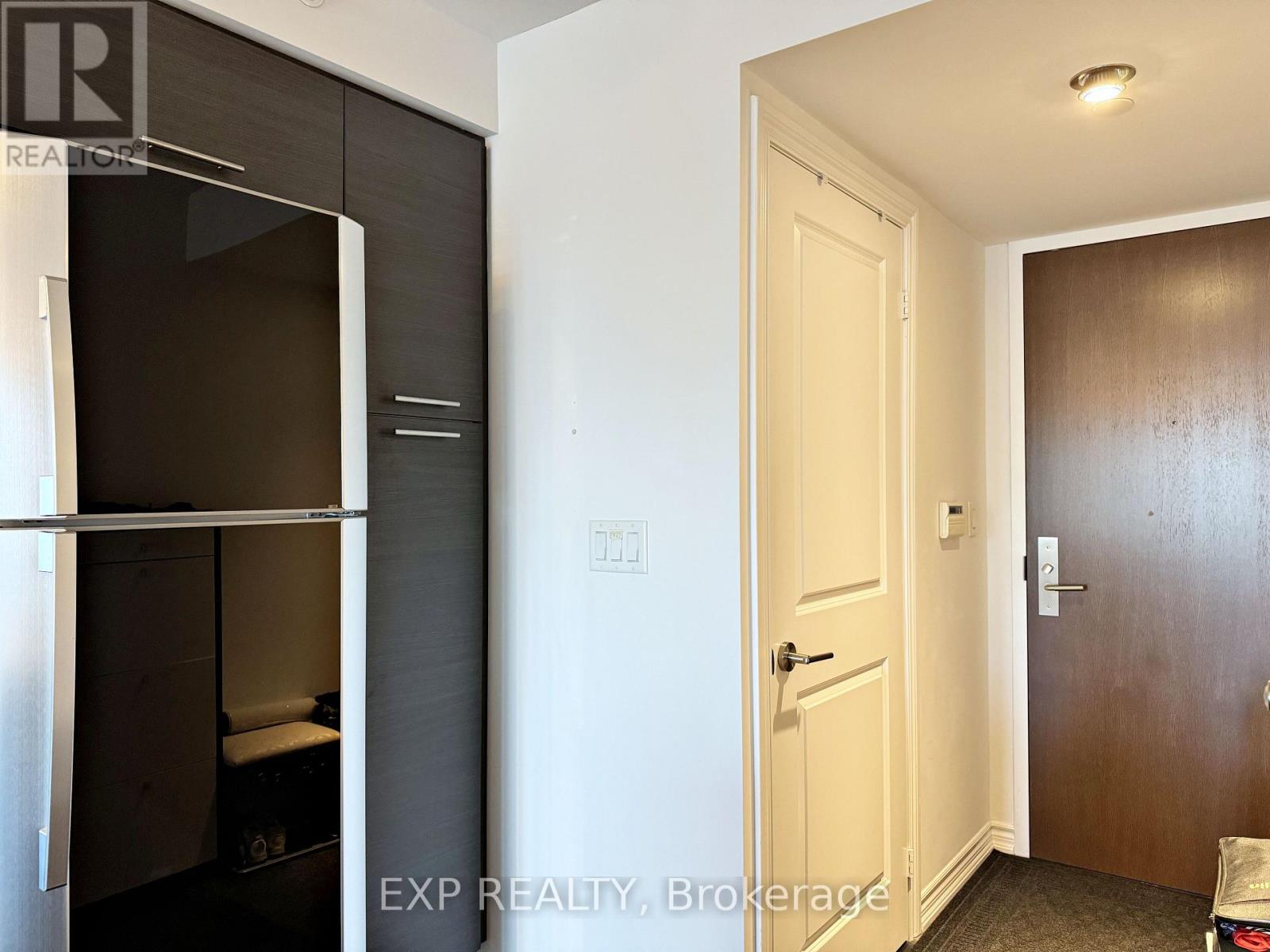 2705 - 386 Yonge Street, Toronto, Ontario  M5B 0A5 - Photo 16 - C13580462