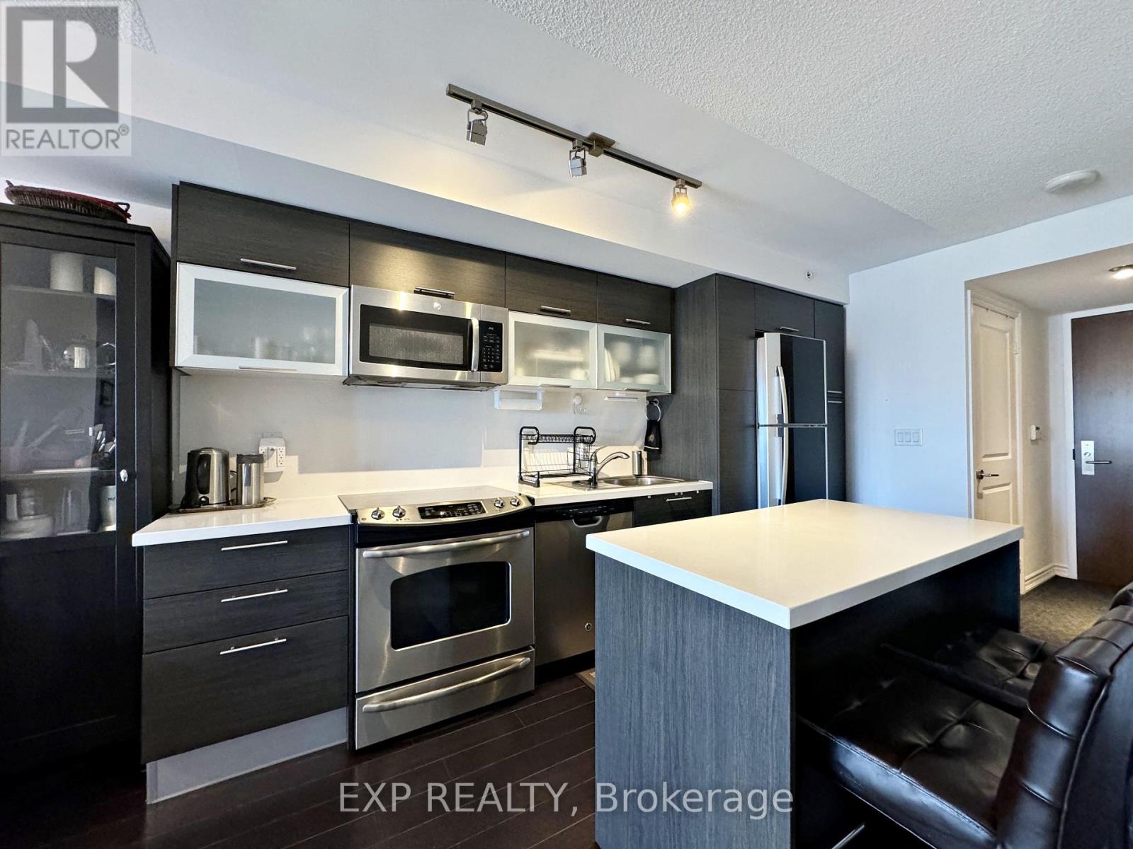 2705 - 386 Yonge Street, Toronto, Ontario  M5B 0A5 - Photo 4 - C13580462