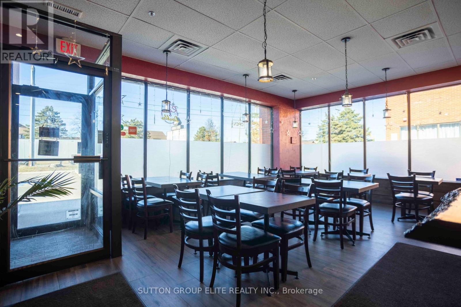 6 - 4801 Steeles Avenue W, Toronto, Ontario  M9L 2W1 - Photo 15 - W13580422