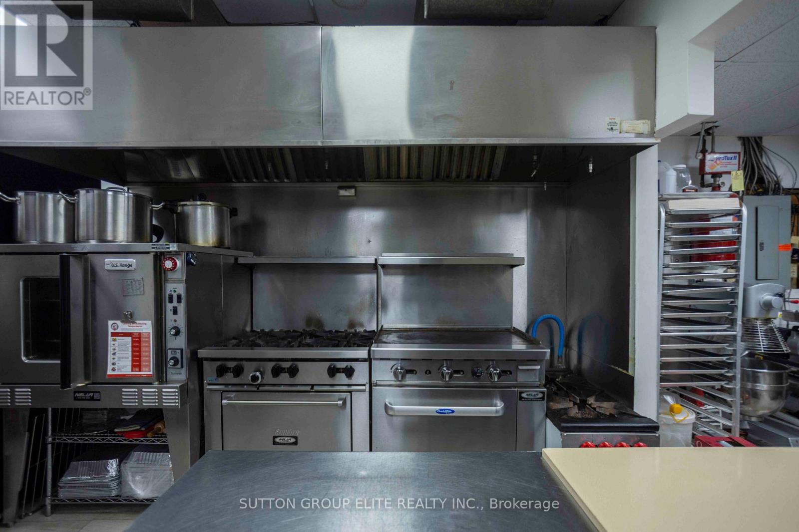 6 - 4801 Steeles Avenue W, Toronto, Ontario  M9L 2W1 - Photo 6 - W13580422