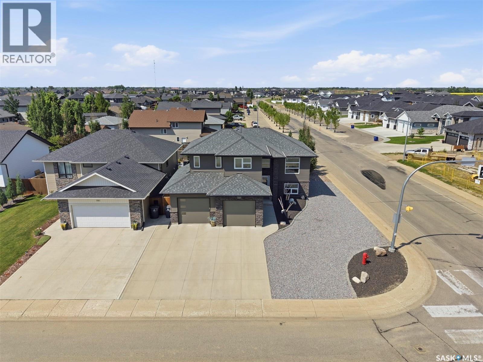 727 1st Avenue N, Warman, Saskatchewan  S0K 4S2 - Photo 46 - SK042992