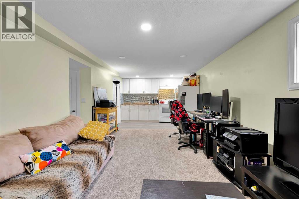 107 Silvergrove Road Nw, Calgary, Alberta T3B 4Z6 - Photo 32 - A2327658