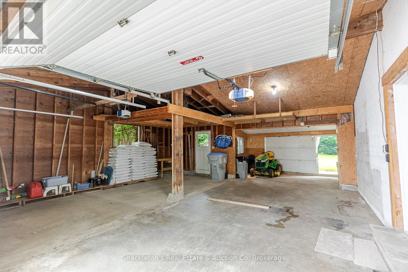 2237 Perth 118 Road, Perth South, Ontario  N4X 1C5 - Photo 37 - X13580304
