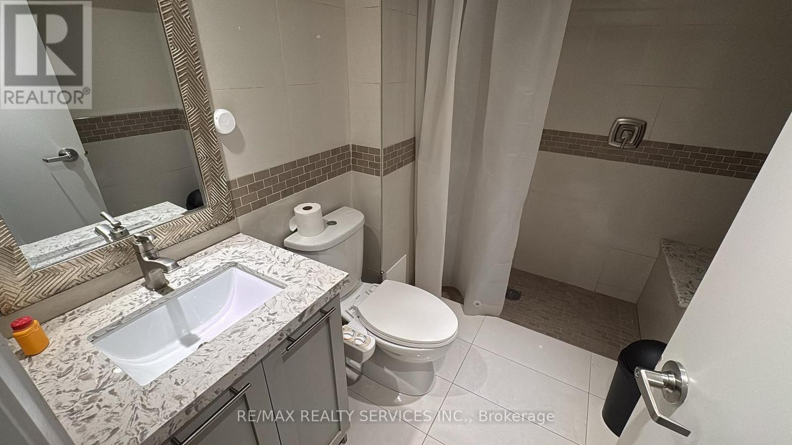 1543 Polesden Drive, Mississauga, Ontario L5G 4P8 - Photo 14 - W13579898