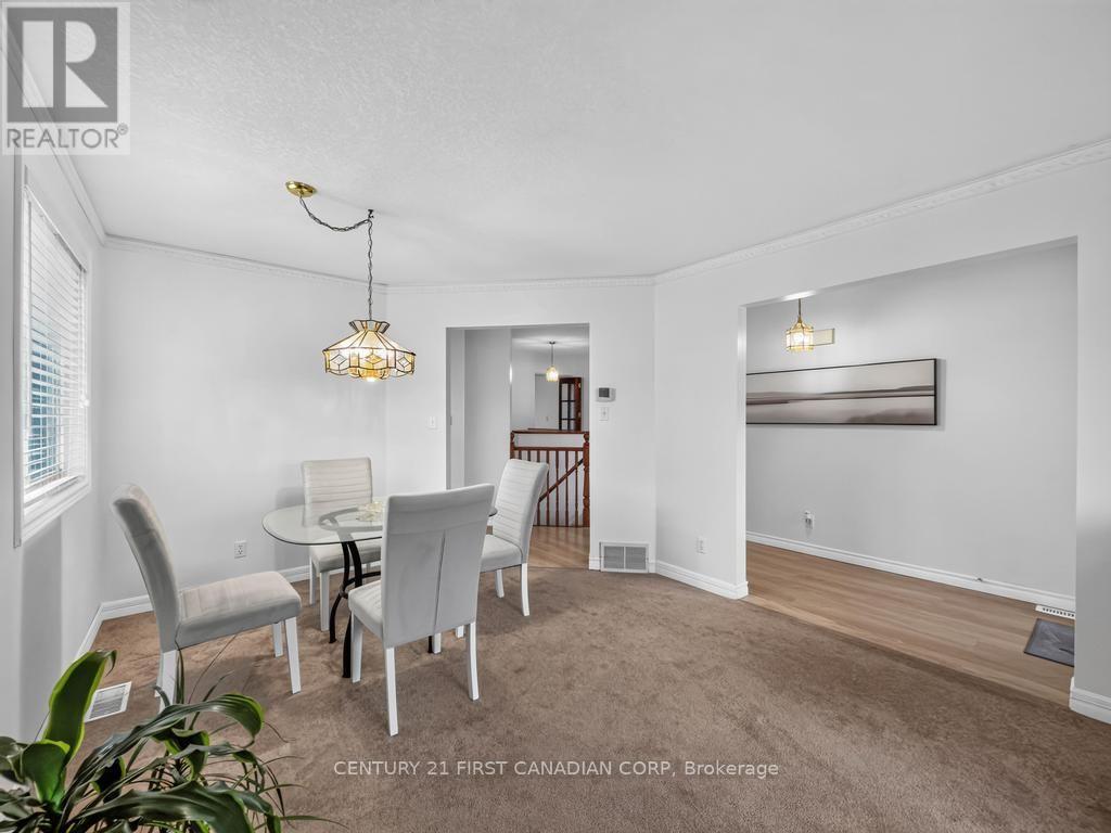 257 Fennel Street, Blandford-Blenheim, Ontario  N0J 1S0 - Photo 2 - X13536524