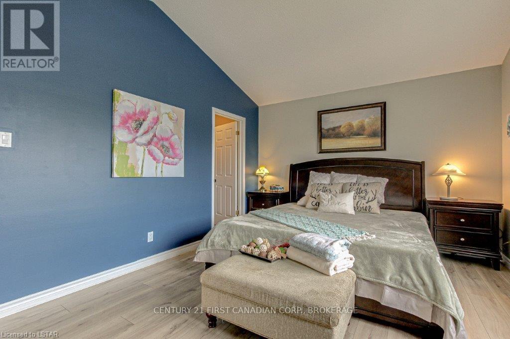 91 Meadowridge Road, London North, Ontario  N6H 5E6 - Photo 14 - X13580496