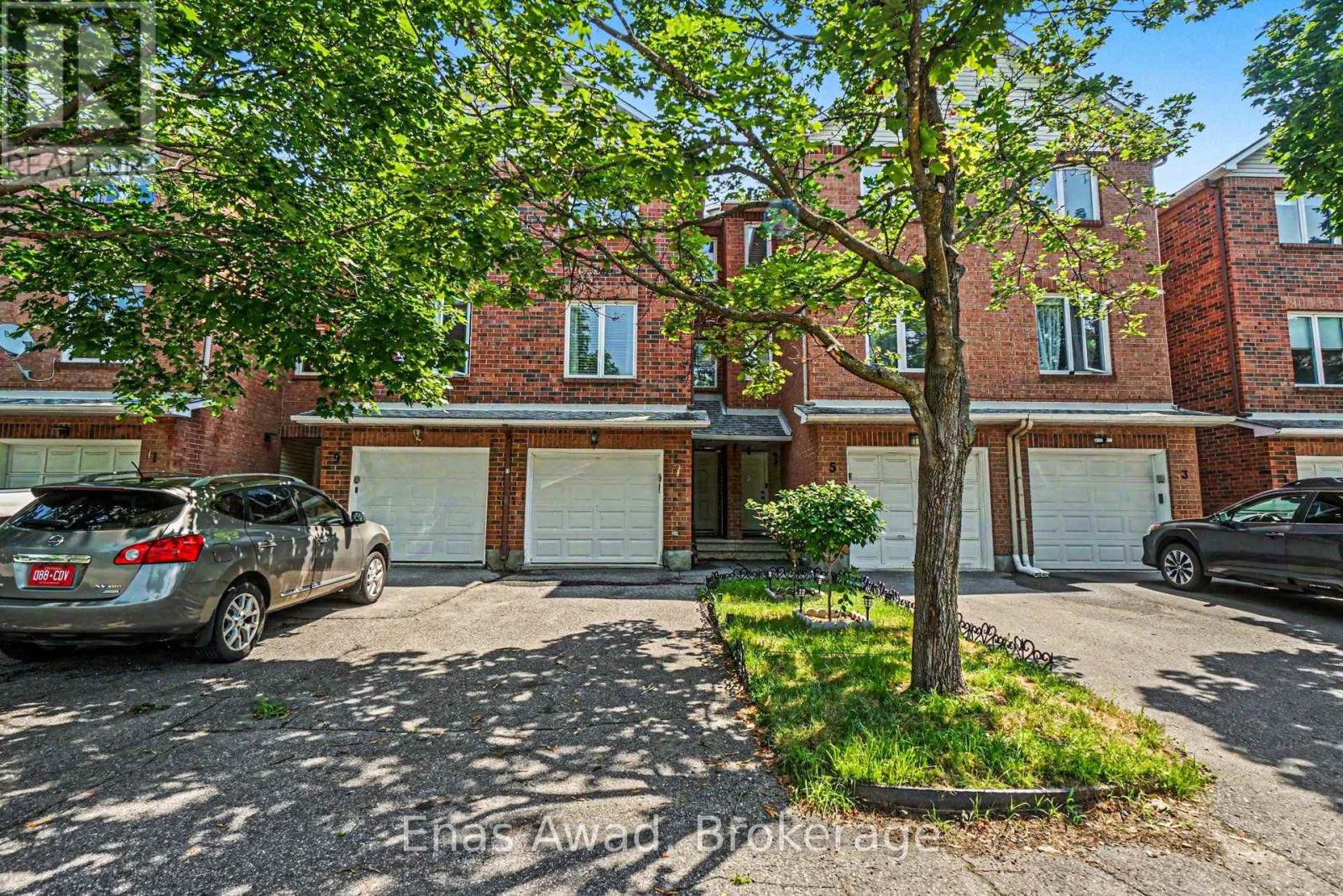 7 ROTHBURY CRESCENT, Ottawa, Ontario