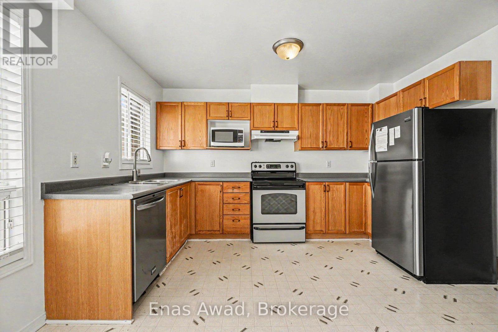 7 Rothbury Crescent, Ottawa, Ontario  K1K 4N4 - Photo 5 - X13580554