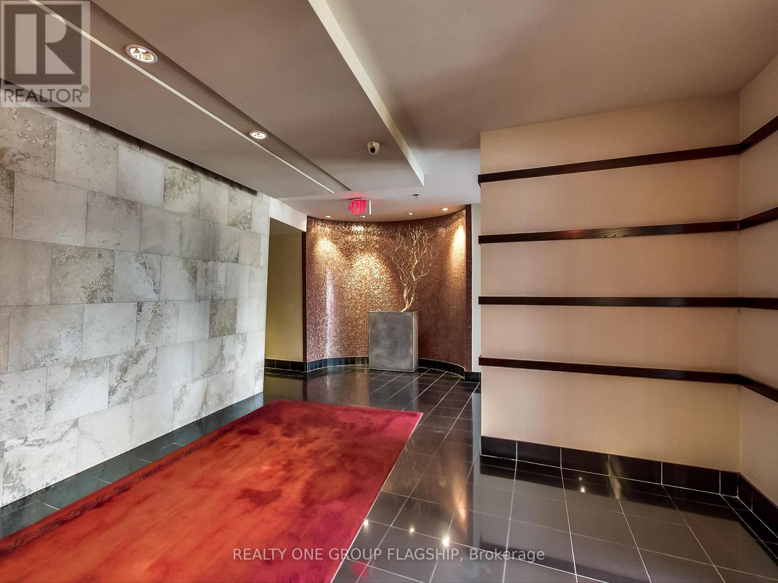 2013 - 8 Park Road, Toronto, Ontario  M4W 3S5 - Photo 3 - C13580544