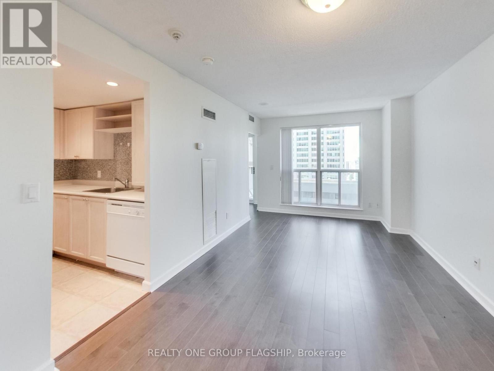 2013 - 8 Park Road, Toronto, Ontario  M4W 3S5 - Photo 5 - C13580544