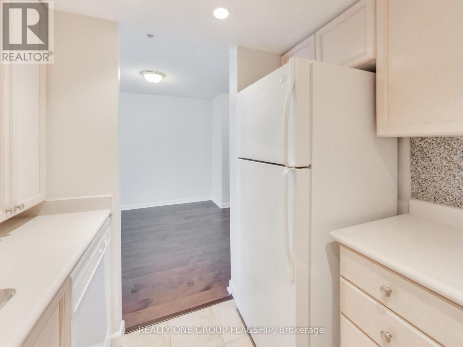 2013 - 8 Park Road, Toronto, Ontario  M4W 3S5 - Photo 7 - C13580544
