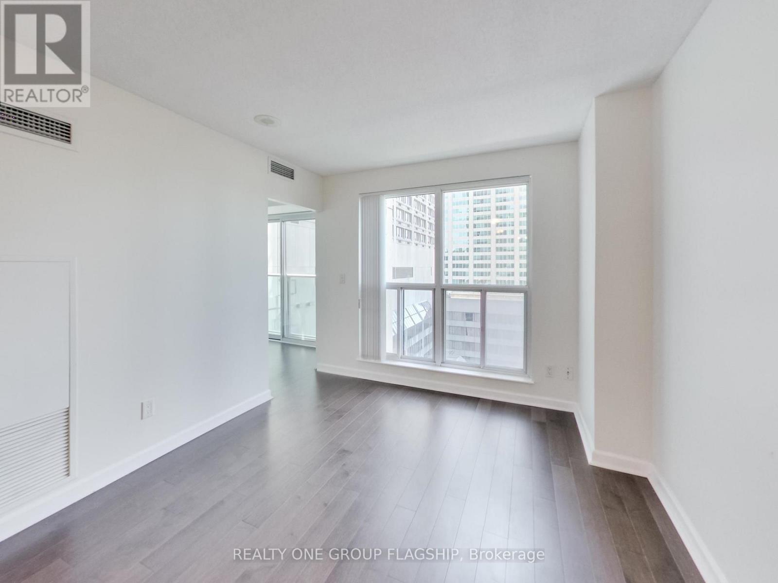 2013 - 8 Park Road, Toronto, Ontario  M4W 3S5 - Photo 9 - C13580544