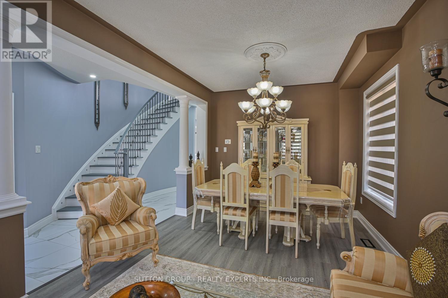 373 Sunny Meadow Boulevard, Brampton, Ontario  L6R 0G2 - Photo 10 - W13580538