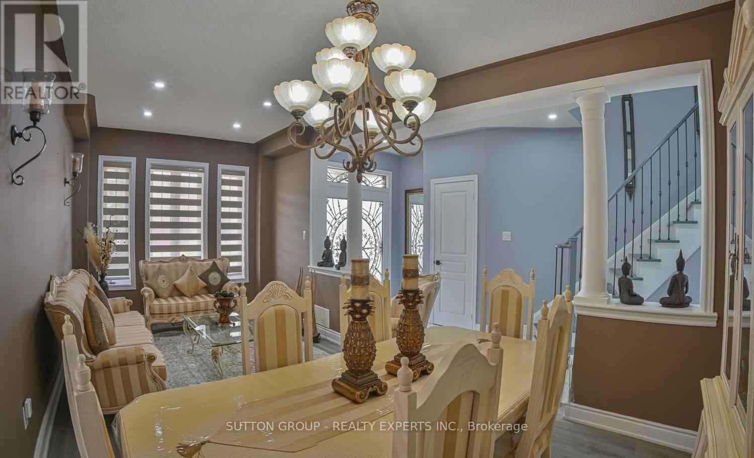 373 Sunny Meadow Boulevard, Brampton, Ontario  L6R 0G2 - Photo 7 - W13580538