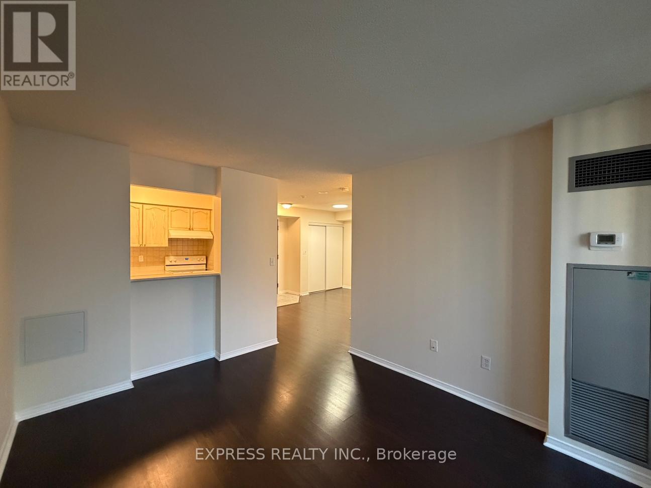 1005 - 29 Pemberton Avenue, Toronto, Ontario  M2M 4L5 - Photo 2 - C13580560