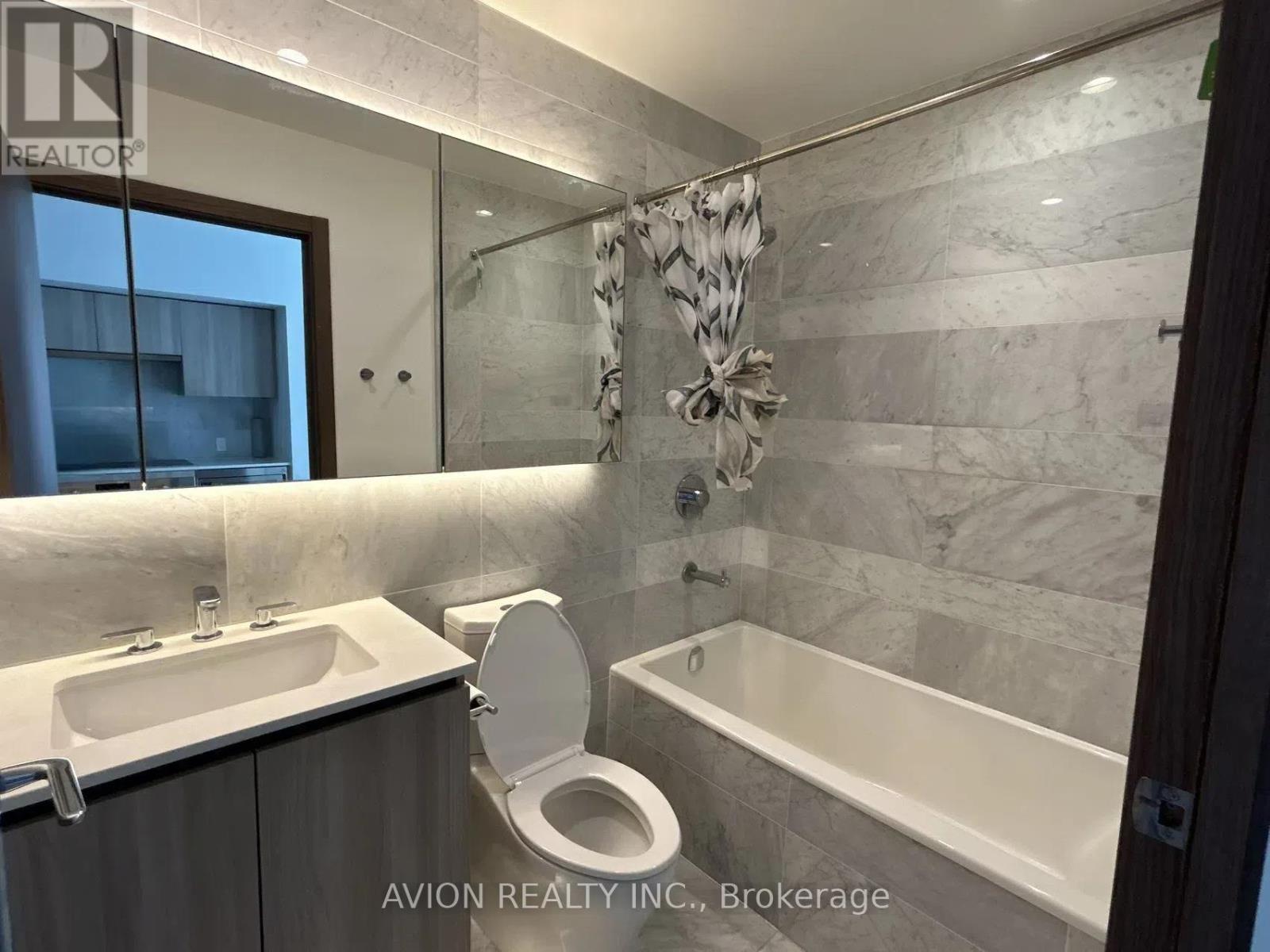 3516 - 17 Bathurst Street, Toronto, Ontario  M5V 0N1 - Photo 13 - C13580564