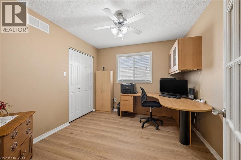 244 Fallowfield Drive, Kitchener, Ontario  N2C 2T7 - Photo 15 - 40846343