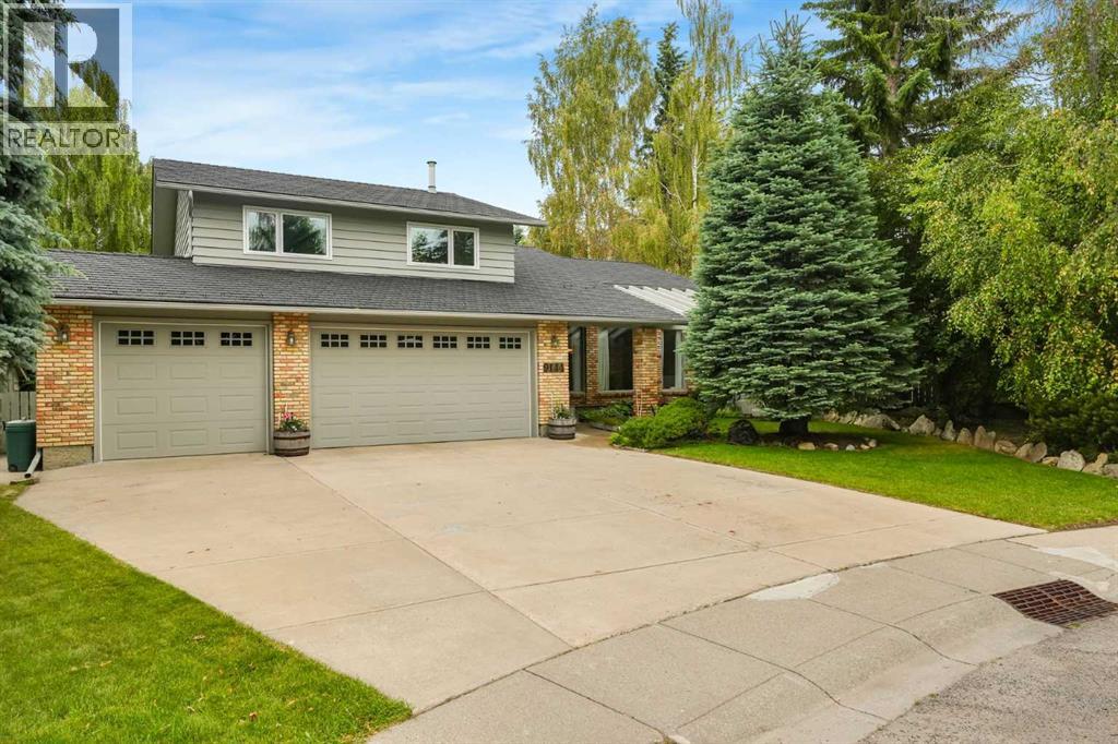 9144 Oakmount Drive SW, Calgary