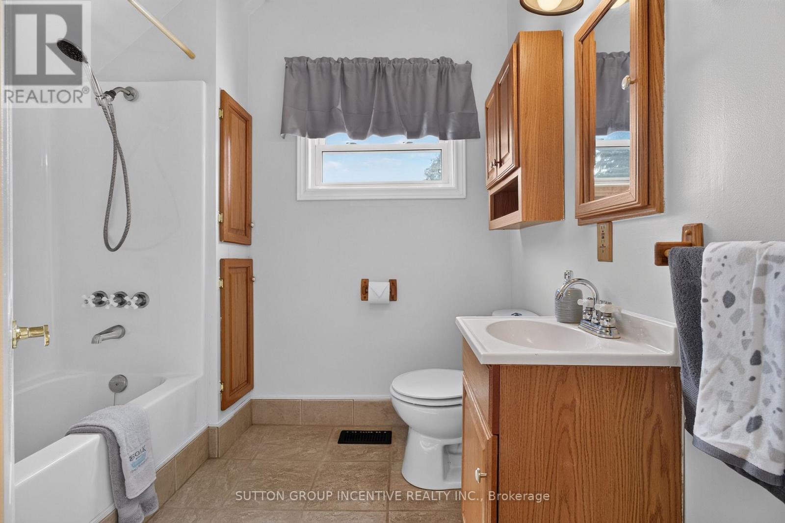 190 Bartholomew Street, Brockville, Ontario  K6V 2S6 - Photo 47 - X13580574