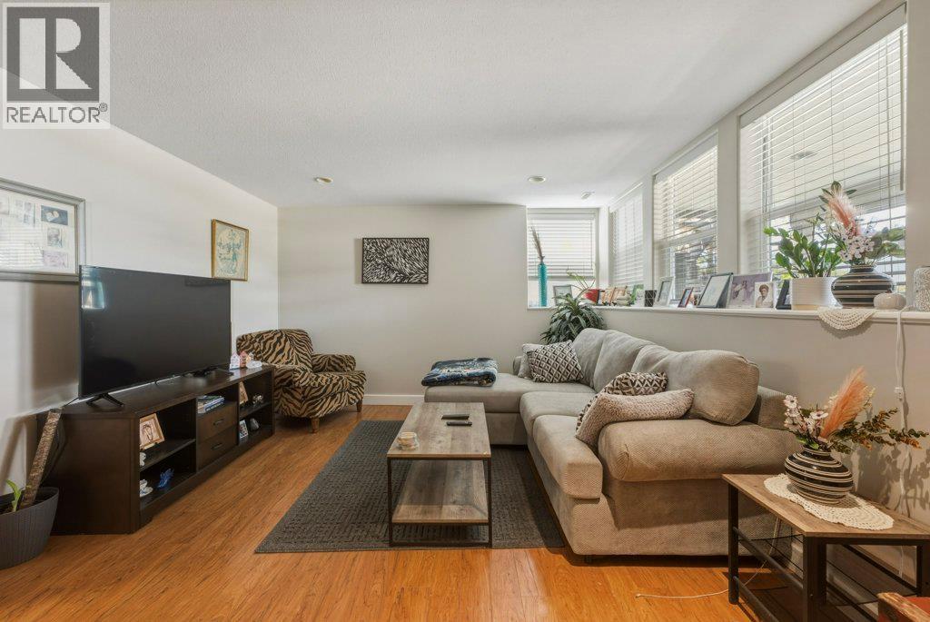 900 10 Avenue SE Unit# 28, Salmon Arm, British Columbia V1E 2W6 - Photo 50 - 10393729