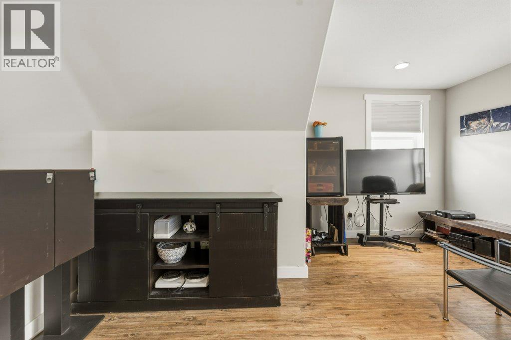 900 10 Avenue SE Unit# 28, Salmon Arm, British Columbia V1E 2W6 - Photo 31 - 10393729