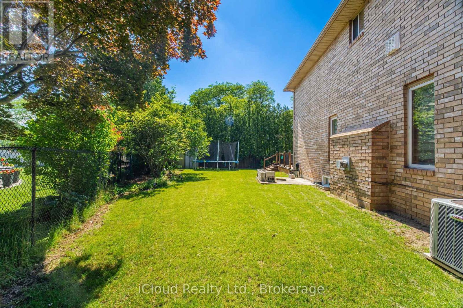88 Southcreek Court, Hamilton, Ontario  L9K 1M2 - Photo 38 - X13575962