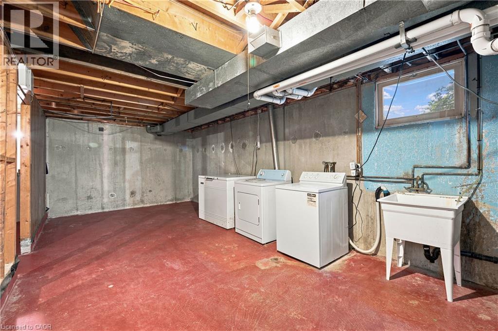 1418 Queens Boulevard, Kitchener, Ontario  N2M 1E1 - Photo 37 - 40846442