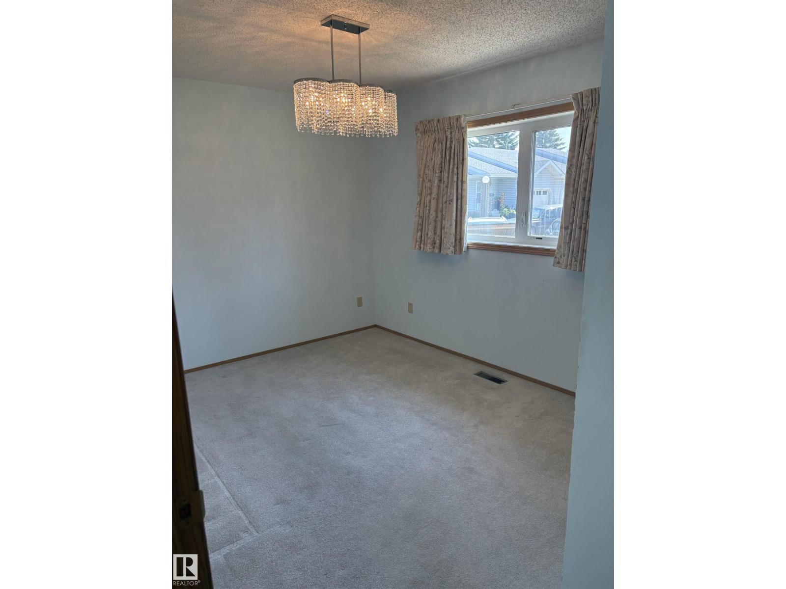 17520 Callingwood Rd NW NW, Edmonton, Alberta  T5T 5P1 - Photo 14 - E4499676