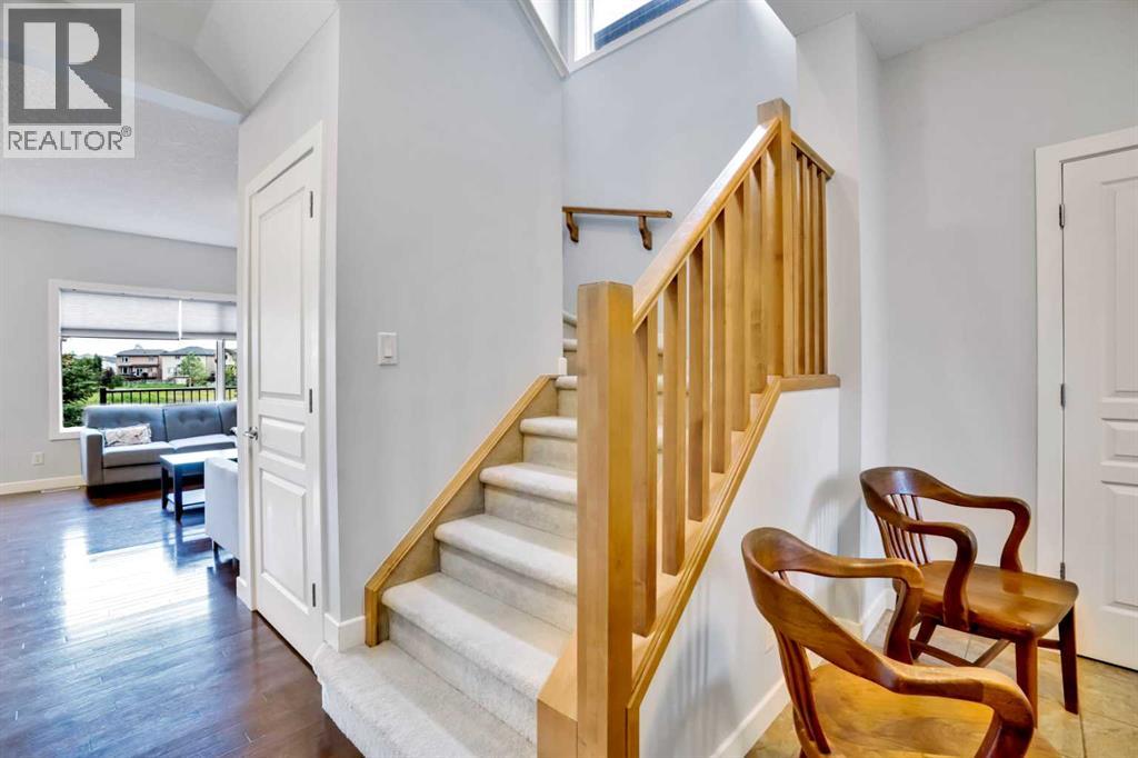 1728 Luxstone Drive Sw, Airdrie, Alberta  T4B 0H4 - Photo 3 - A2321738