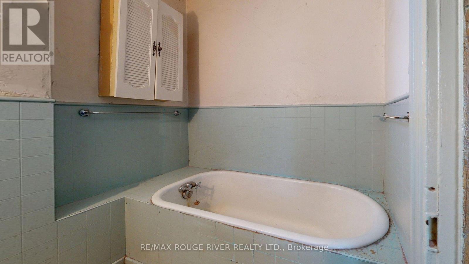 308 Roxton Road, Toronto, Ontario  M6G 3P9 - Photo 29 - C13542230
