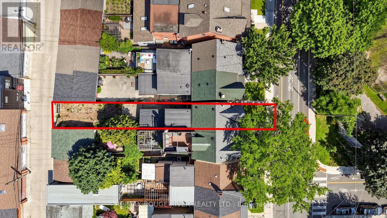 308 Roxton Road, Toronto, Ontario  M6G 3P9 - Photo 35 - C13542230