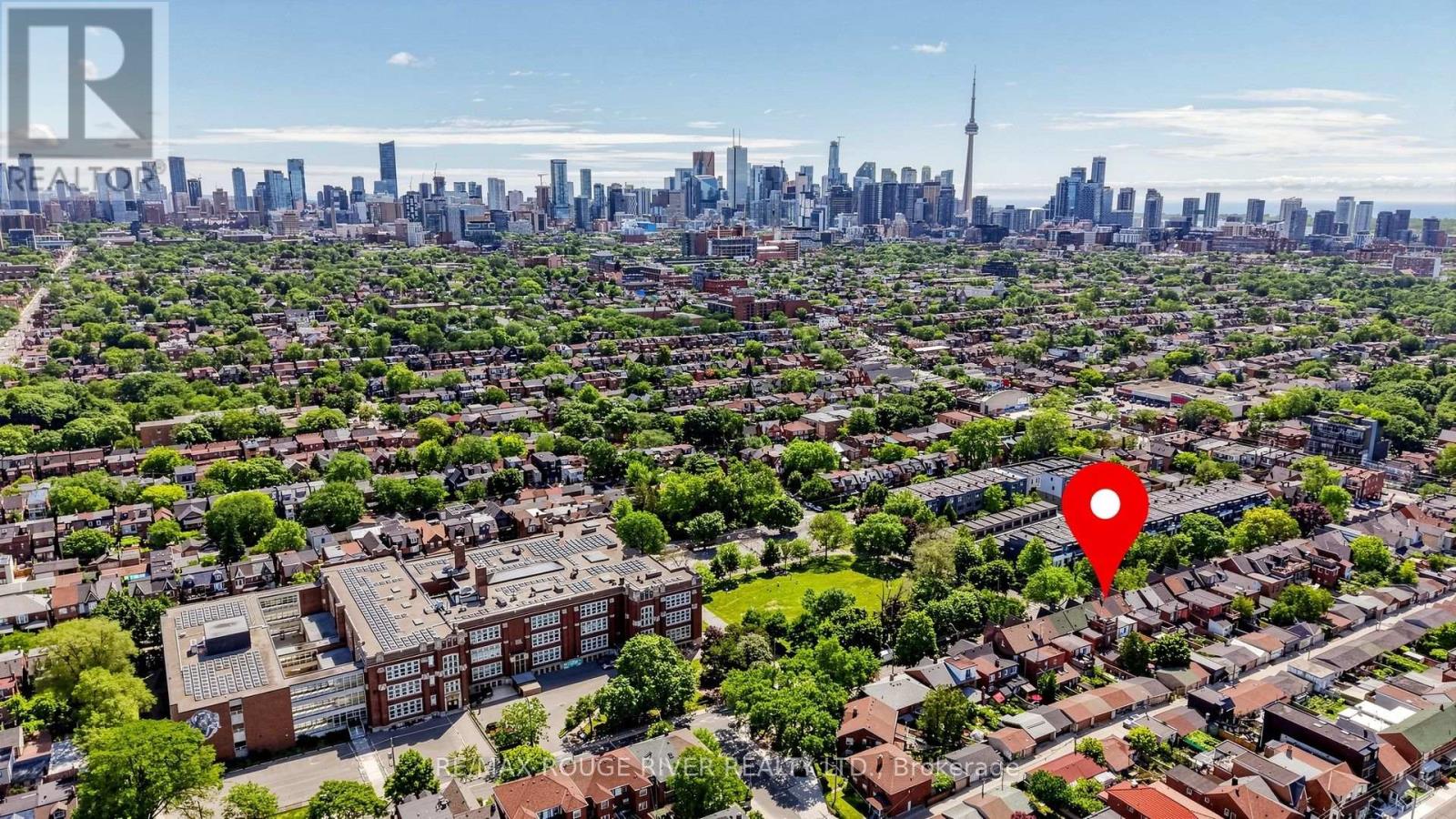 308 Roxton Road, Toronto, Ontario  M6G 3P9 - Photo 31 - C13542230